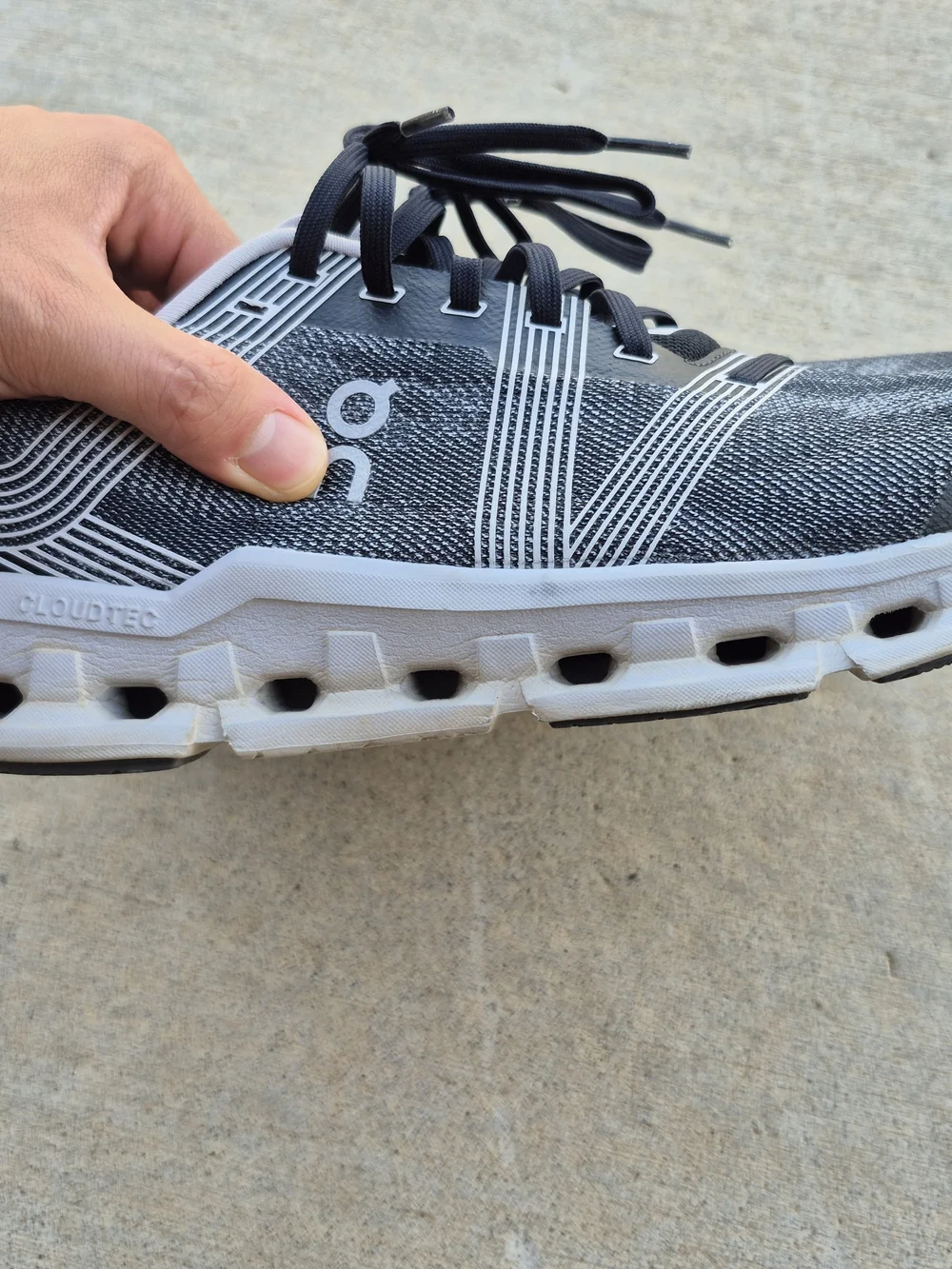 On Running Cloud Mens Running Shoes - Black/Gray